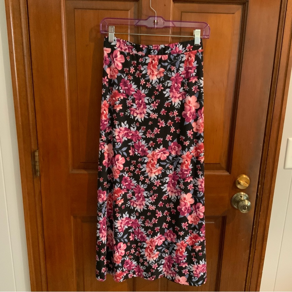2 piece skirt set - Size 14 - Evan Picone